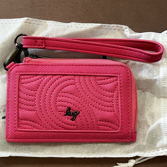 Lug Twirl Matte Luxe VL Wristlet Wallet in Pink Tourmaline - Picture 1 of 6